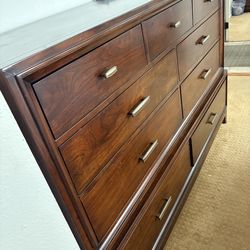 Wooden drawers Dresser