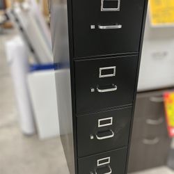 4 Drawer File Cabinet 