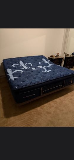 Sterns and foster lux estate bed and 2 Samsung  QLED TV's 1 70inch and 65inch