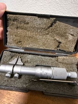Micrometer Depth Gauge with Case