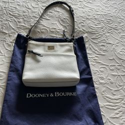 DOONEY & BOURKE Handbag