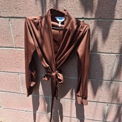 Lady Manhattan Wrap Top