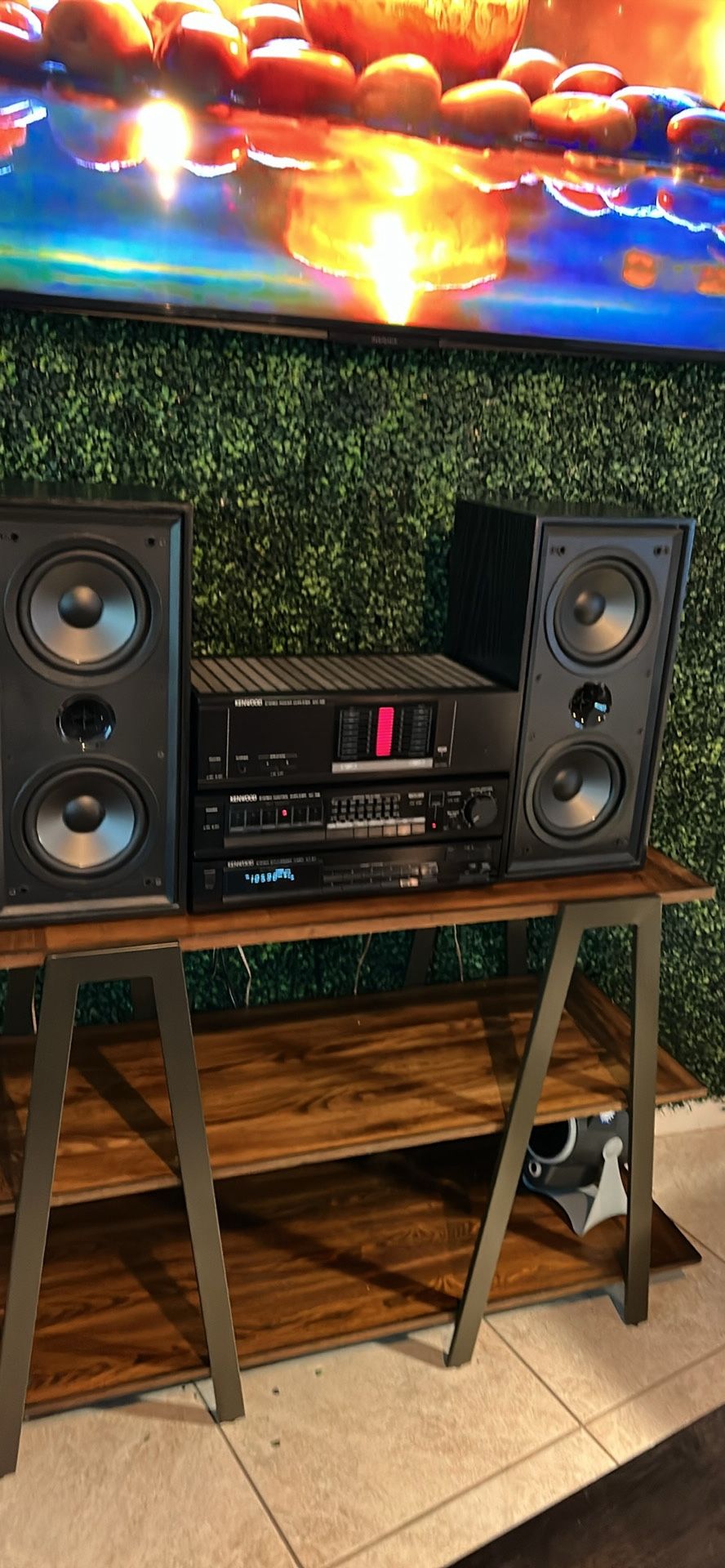 Kenwood Vintage 80S Era Three-Piece Stereo System With Klipsch 80S Era Speakers