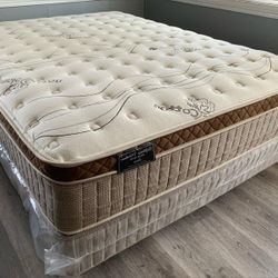 Ck Organic Cloud Edition Europillow Top 12inch Mattress!