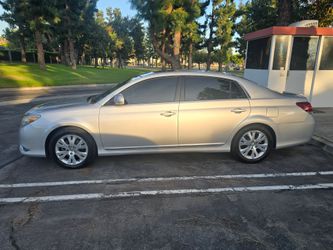 2011 Toyota Avalon