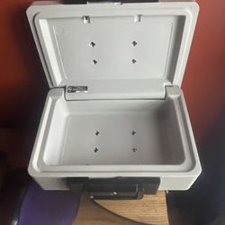 FIREPROOF SAFE