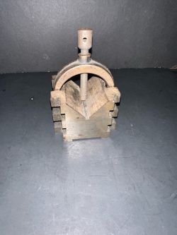 Vintage Brown & Sharpe 750-B V Block Clamp Machinist USA