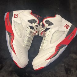 Jordan 5 fire red 