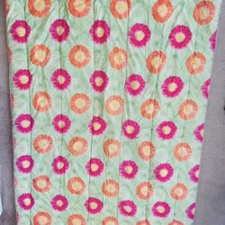Tommy Hilfiger twin bed comforter girl bright colorful green orange pink yellow valance gerber Daisy plaid 