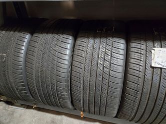 285/40/22 Michelin All Season Tires