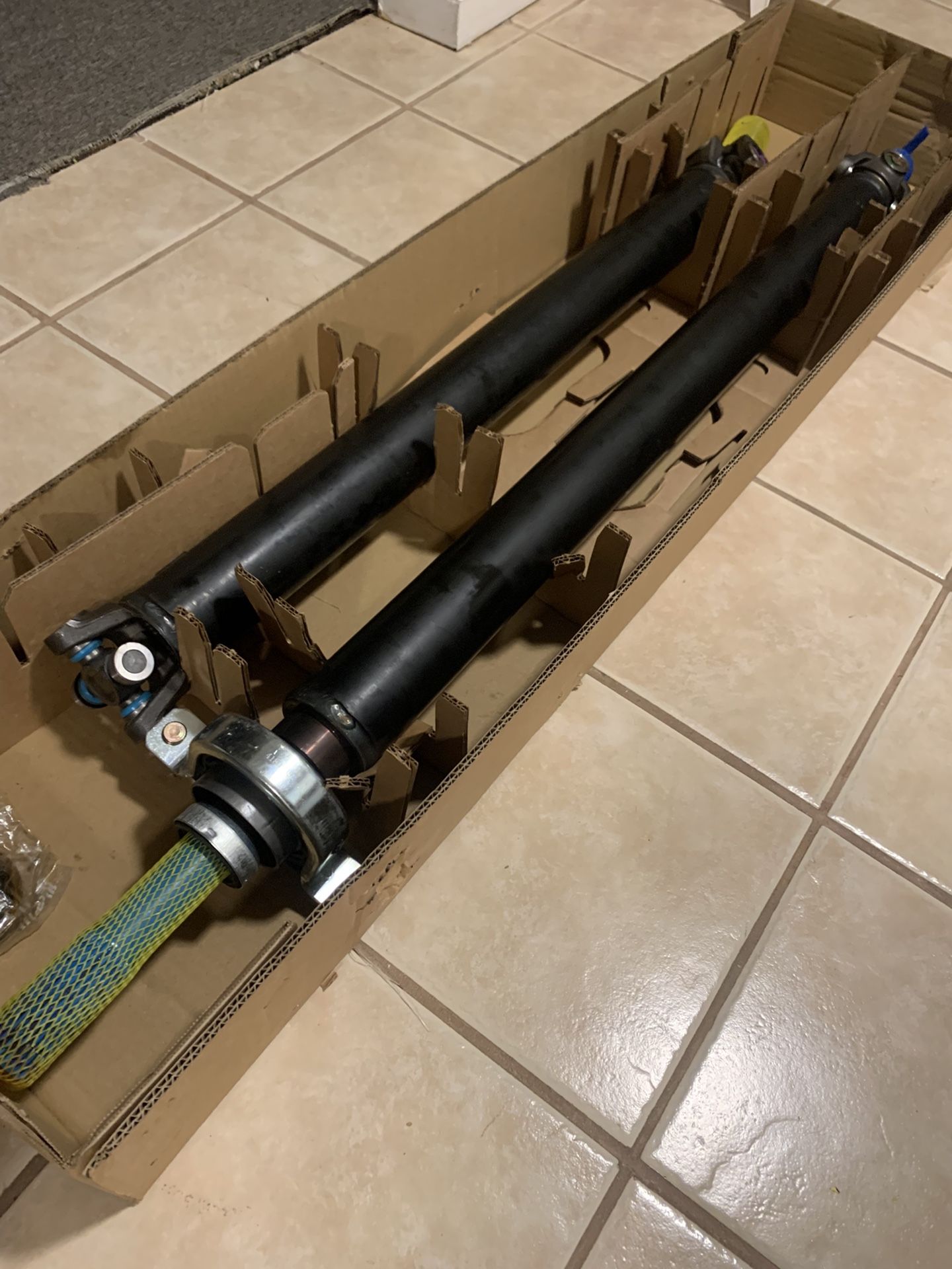 Chevy Silverado/Gmc Sierra 1500 Driveshaft