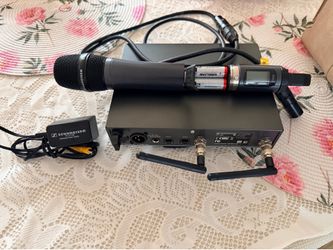 Sennheiser wireless microphone