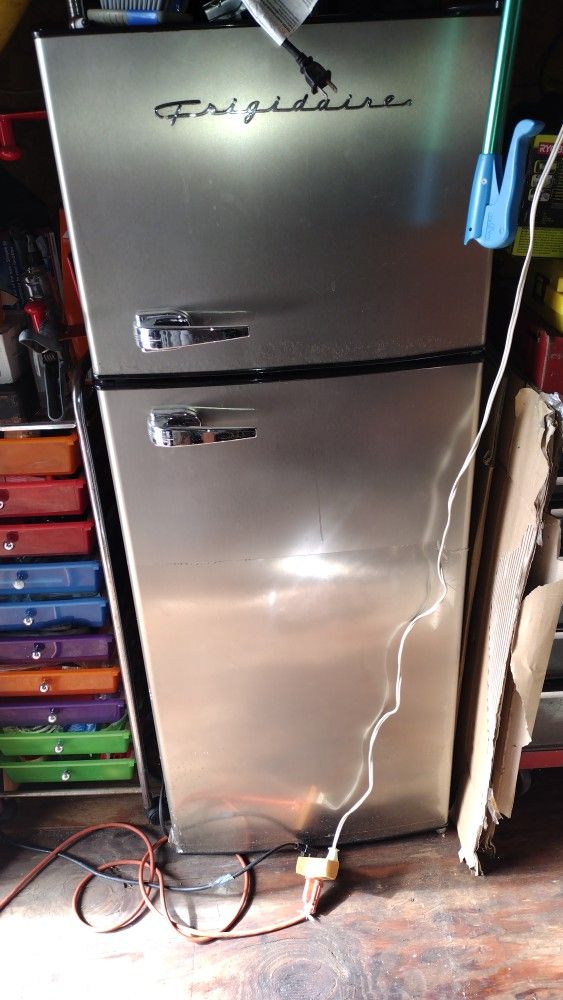 Frigidaire Refrigerator