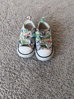 Converse Toddler Size 6