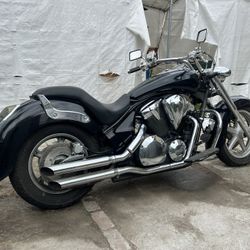 2015 Honda VTX1300CT INTERSTATE
