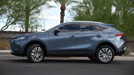 2024 Toyota Venza XLE Hybrid