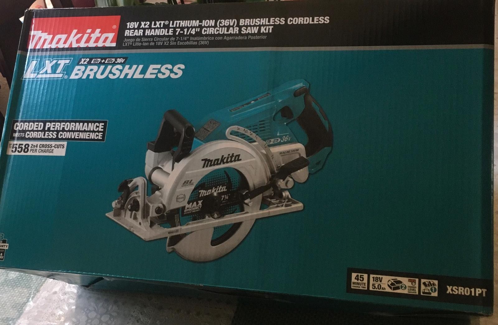 Makita 18-Volt X2 LXT 5.0Ah Lithium-Ion (36-Volt) Brushless Cordless Rear Handle 7-1/4 in. Circular Saw Kit brand new