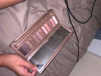 Urban Decay Naked 3