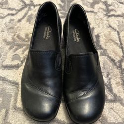 CLARKS WOMEN SLIP ON COMFORT SHOES SIZE 7M BLACK LEATHER