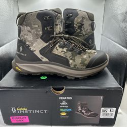 Cabelas Venatus Boots - M8.5 &9W
