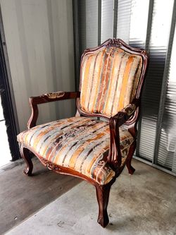 Victorian Style Arm Chairs 2 pc Set