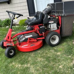 28” Snapper Lawnmower with Double Bags