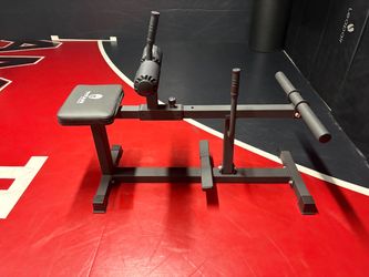 Titan seated calf raise