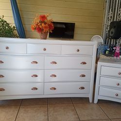 ELEGANT DRESSER WITH NIGHTSTAND 