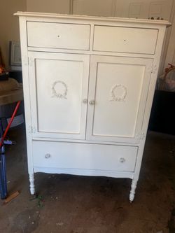Vintage French Provincial Lingerie Chest & Chifforobe ( dresser )