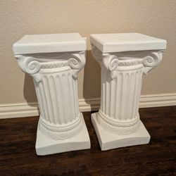Pedestal Columns 