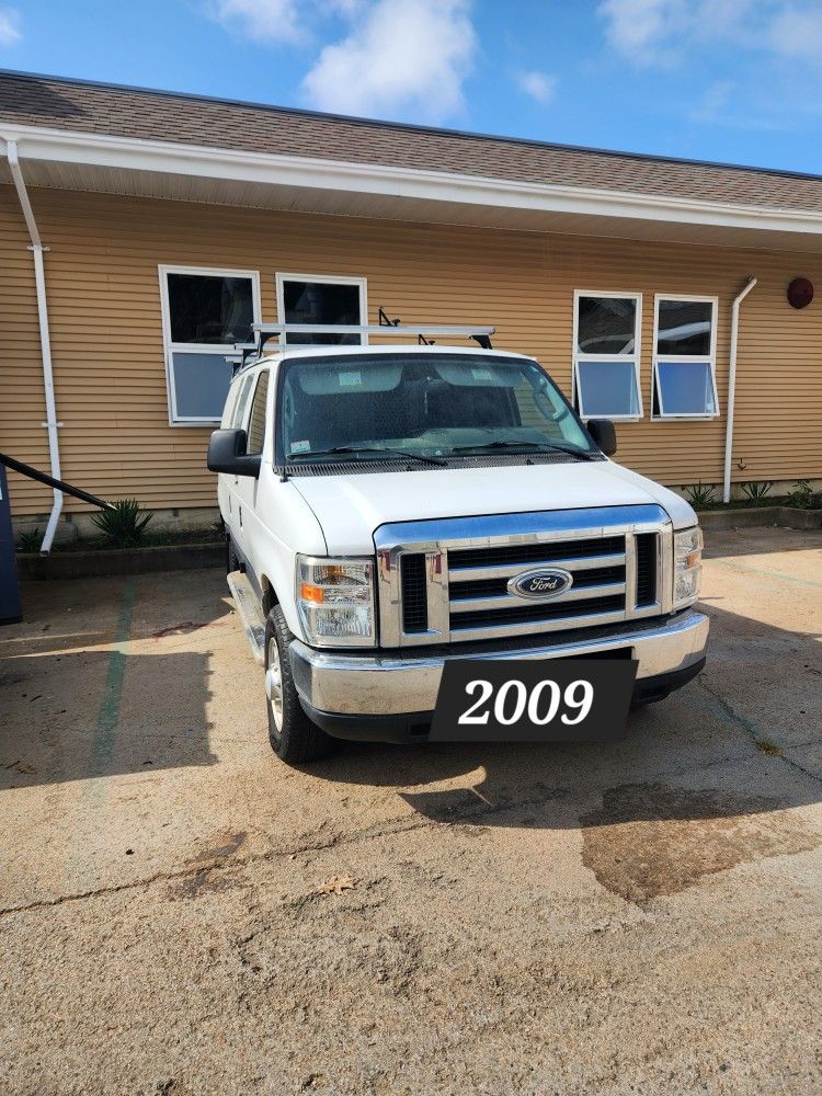 2009 Ford E-250