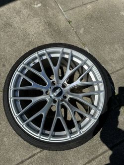 1 single rim 19x9.5J with 225/35/19 tire