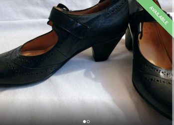 Fidgi Brand black leather shoes