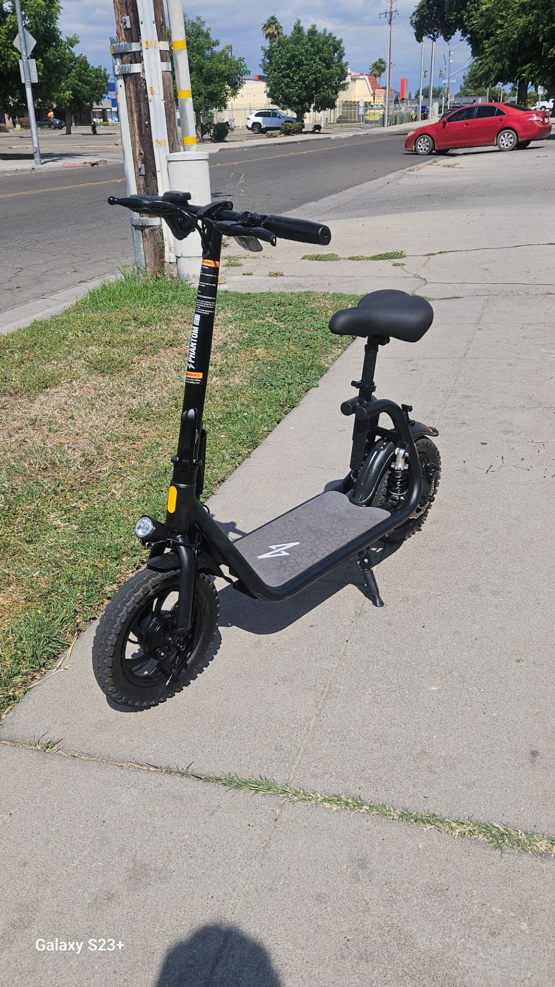 Fast electric scooter phantomblack