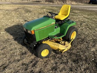 John Deere 445 Garden Tractor