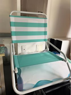New Sun & Sky Beach Chair – Lightweight & Foldable