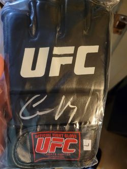 Conor Mcgregor Signed Ufc Glove 