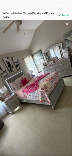 Queen size bed frame