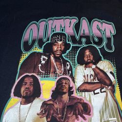 Large OutKast T Shirt