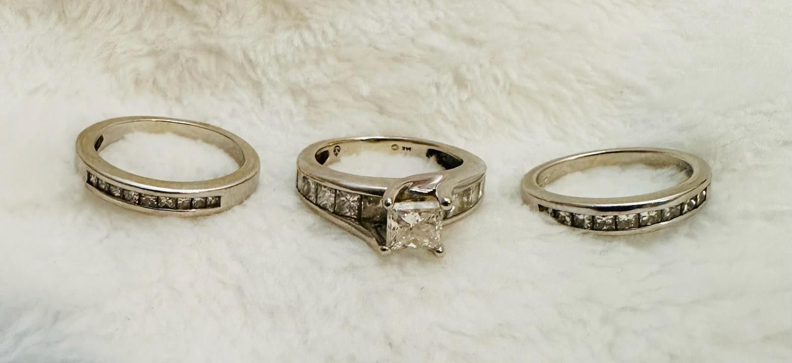 Wedding Rings For Him And Her