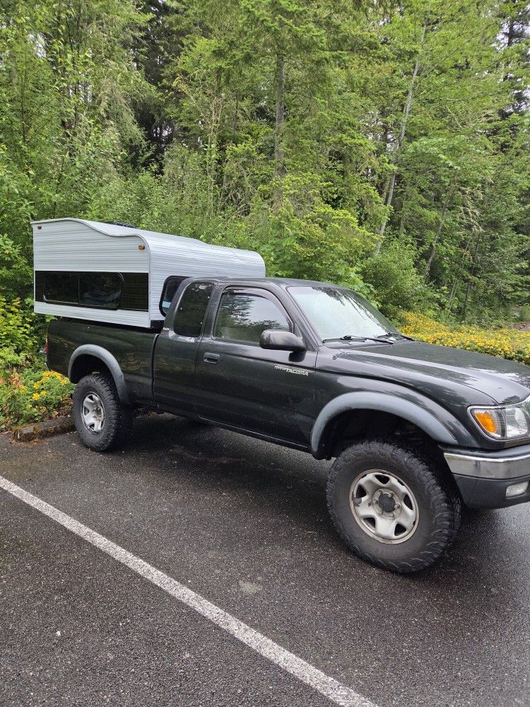 Truck Camper Shell.