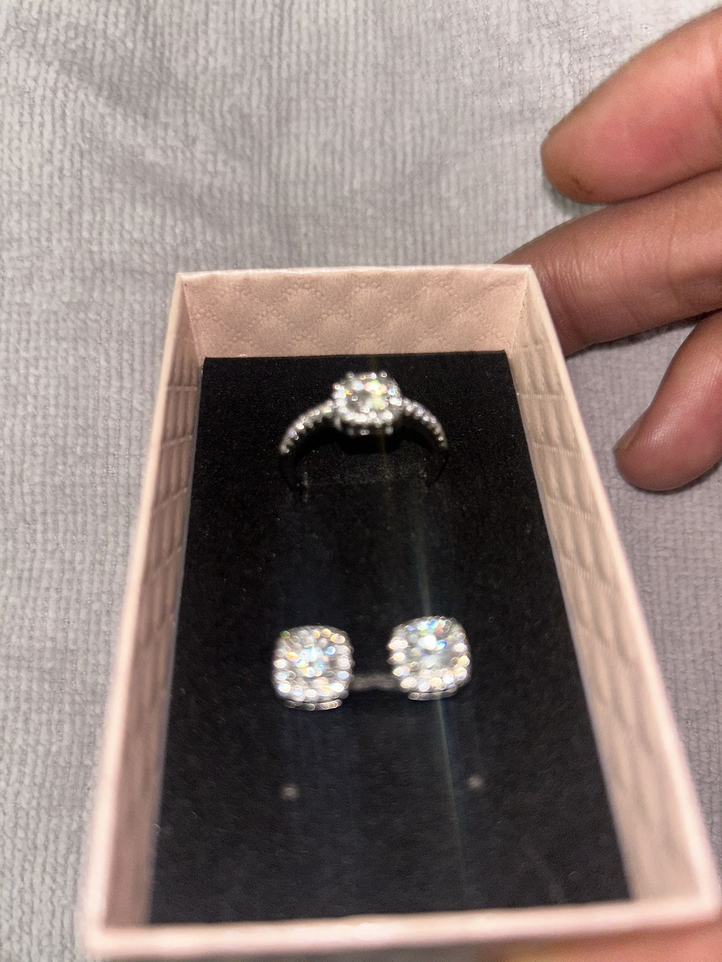 Earring And Ring Set Diamond