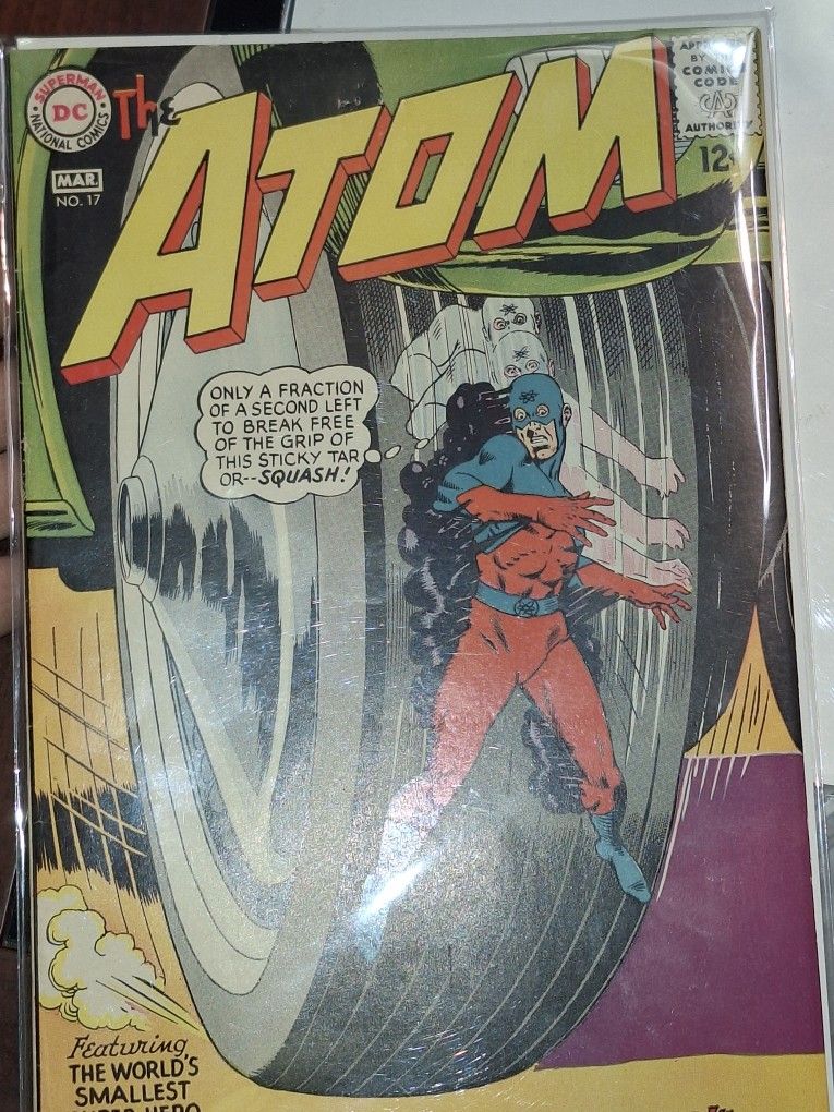 2 Vintage Comics Atom