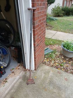 Scraper for floors