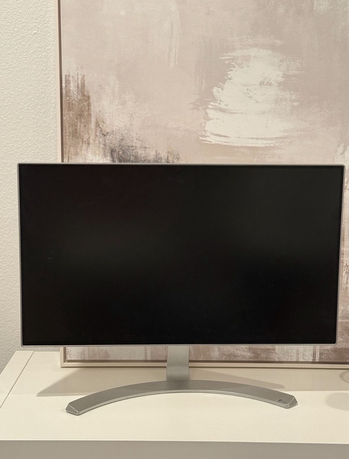 LG MONITOR - Great Condition!!