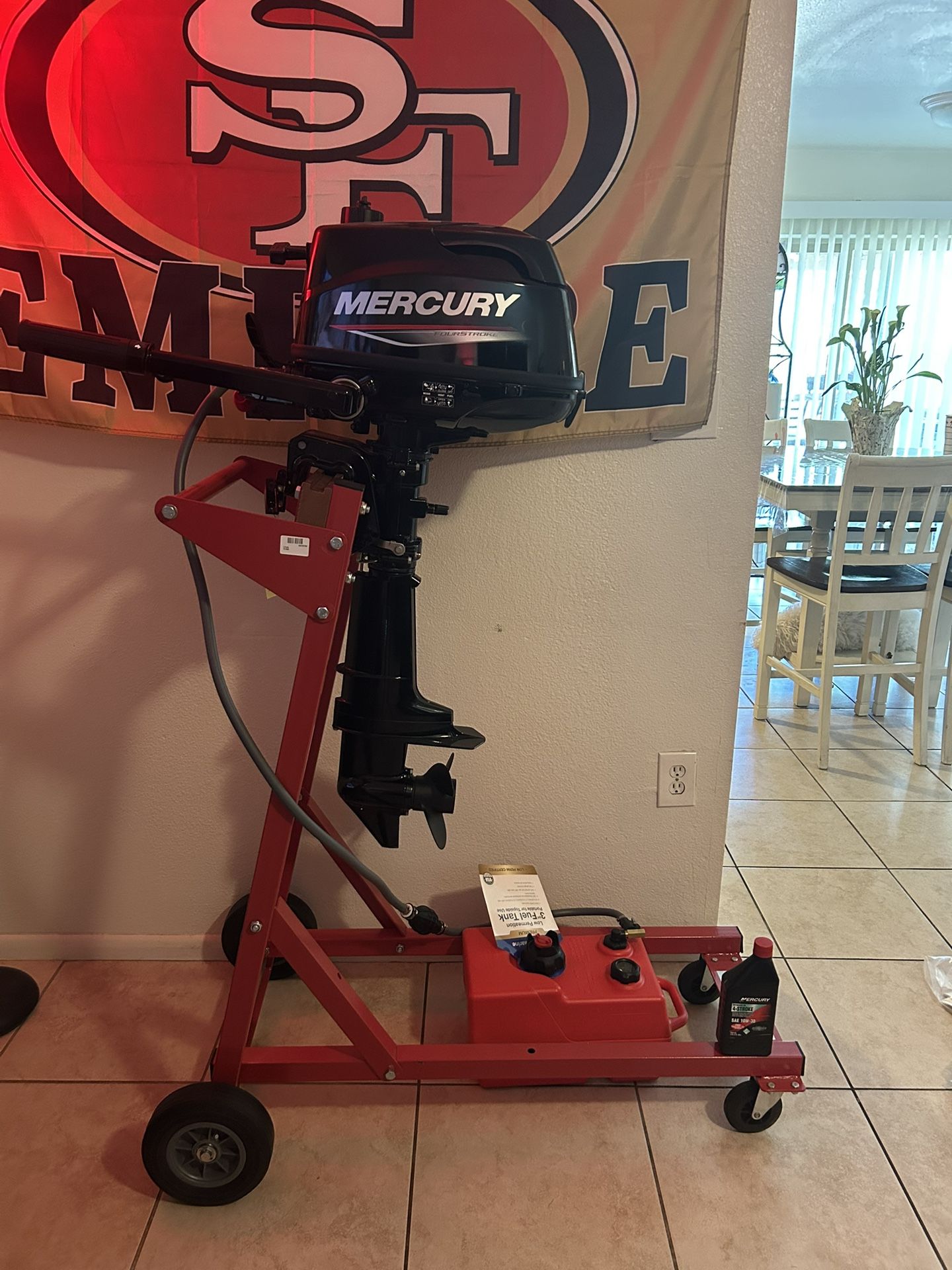 Mercury 4 Stroke Motor (((NEW)))