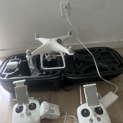 Phantom 4 Use Like New