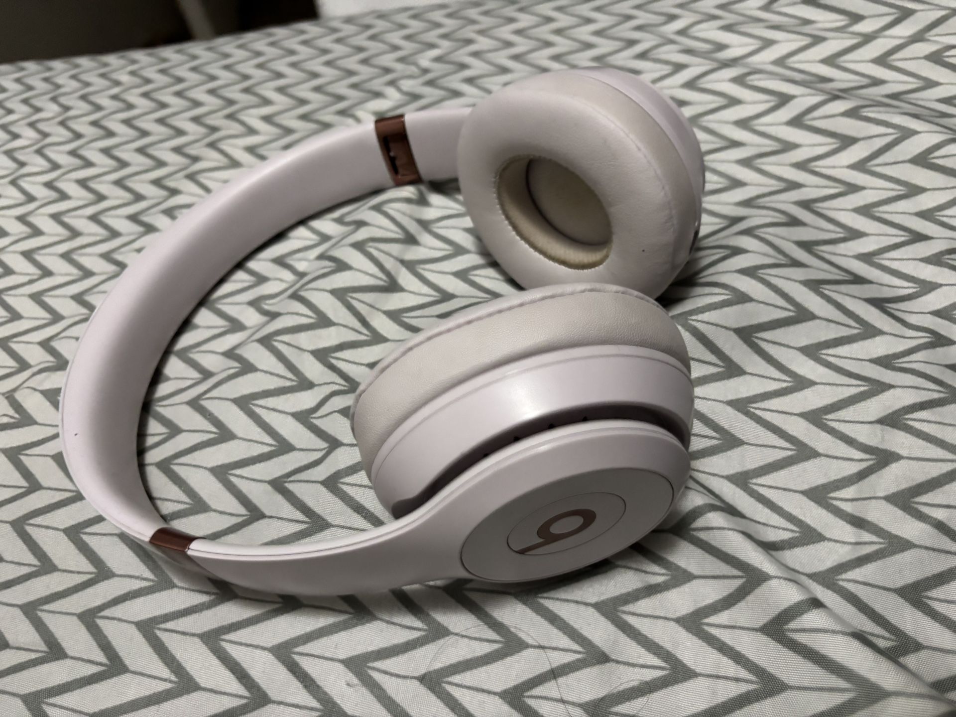 Beats Solo 4 Headphones