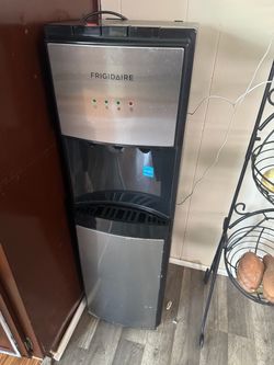 Frigidaire Bottom-Loading Hot & Cold Water Dispenser
