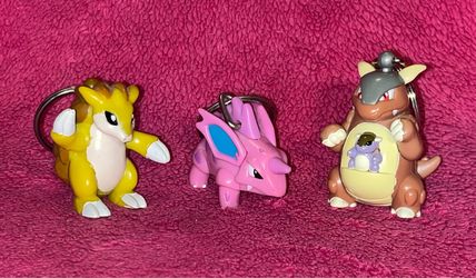 1999 Burger King Nintendo Pokémon PVC Keychain Set of 3 Sandslash Nidorino Kangaskhan NEW! HTF!